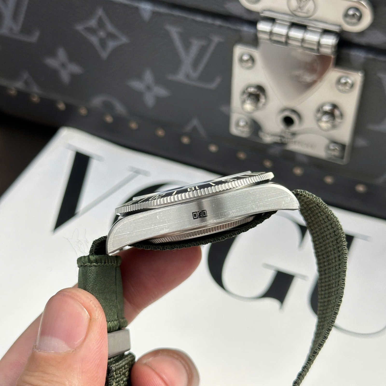 Tudor Pelagos FXD GMT Watch Dial Black Automatic Movement 42mm - Image 9