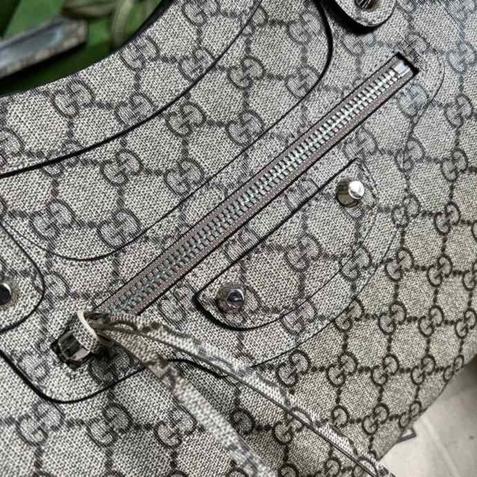 Gucci Luggage Beige For Women And Men 15in/39cm GG - Image 6