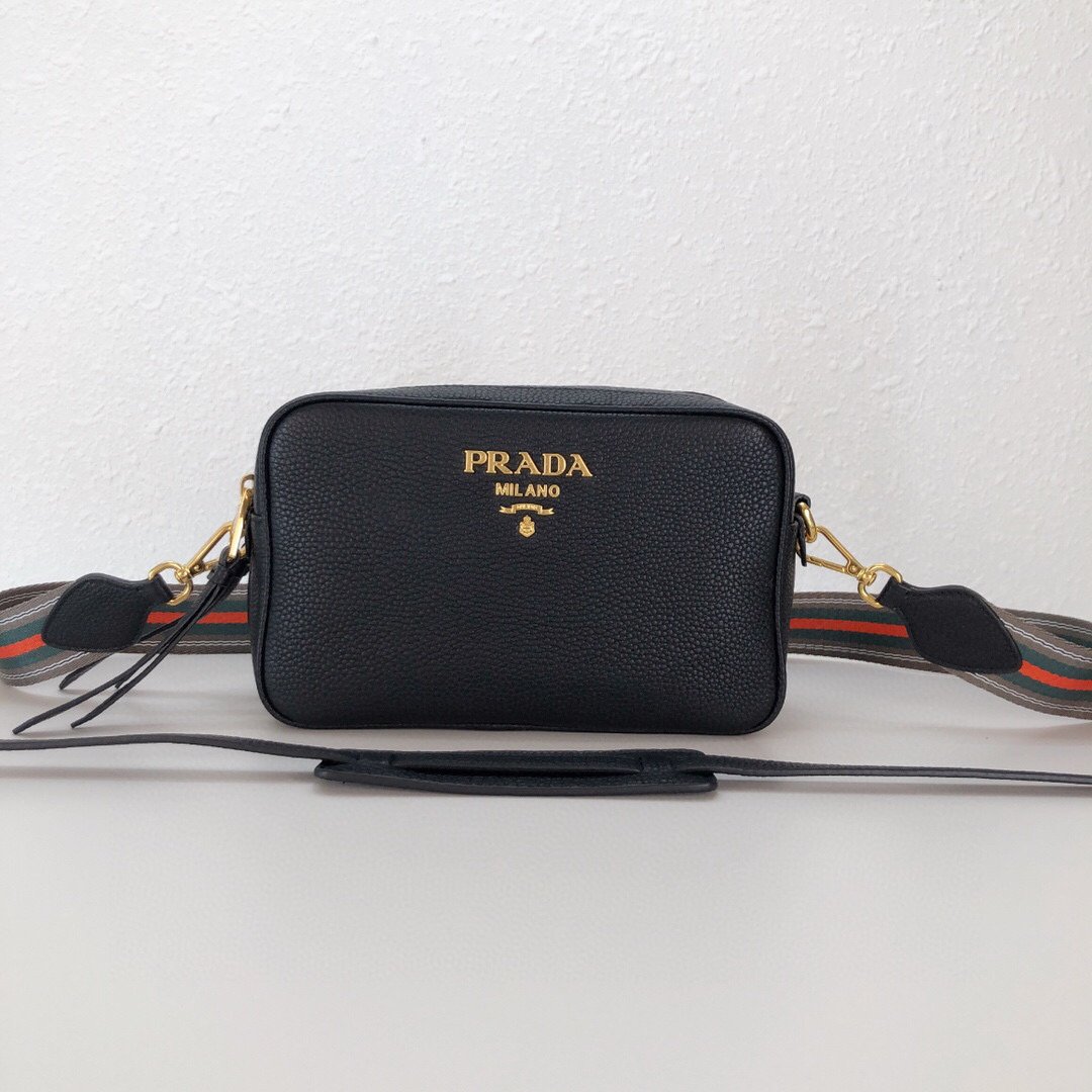 Prada Medium Camera Bag With Gold Tone Hardware In Black For Women 8.6in/ 22cm - Image 2