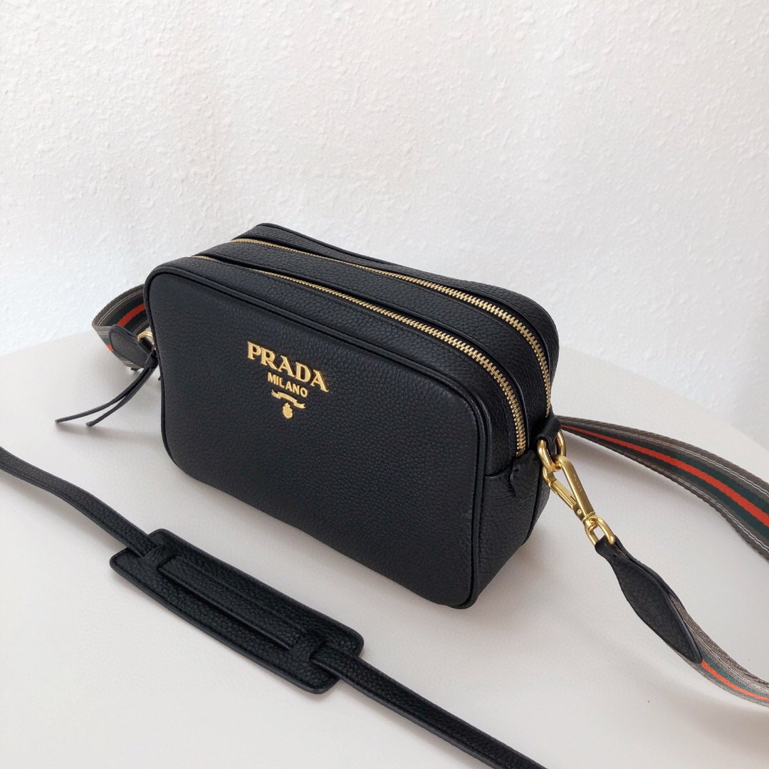 Prada Medium Camera Bag With Gold Tone Hardware In Black For Women 8.6in/ 22cm - Image 3